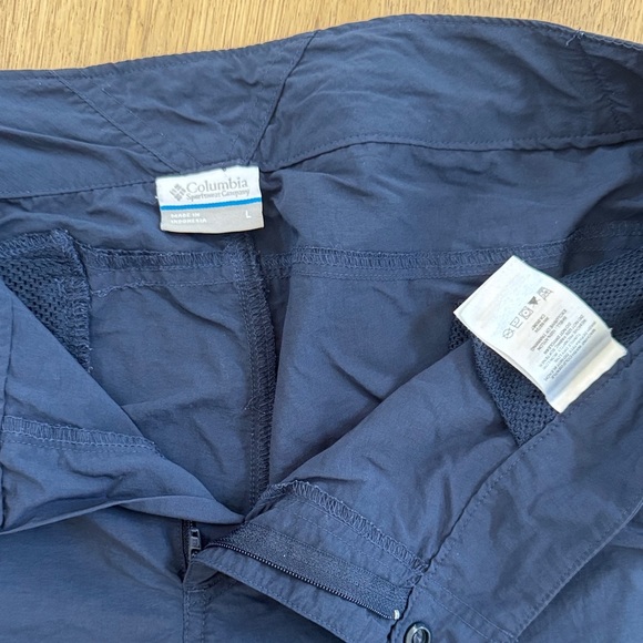 Columbia Women’s Navy Capris – Size Large - Picture 2 of 6